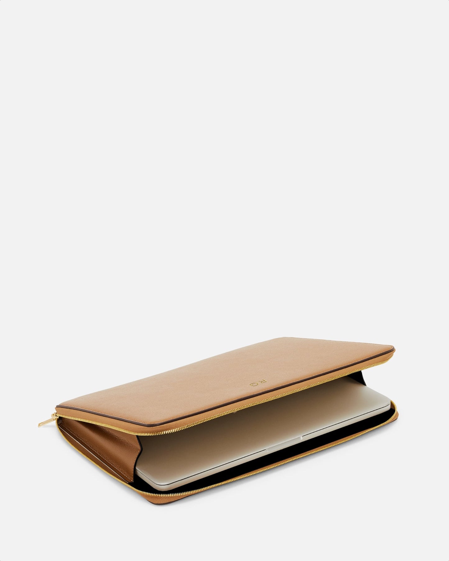 The Daily Edited Essentials 13 Inch Laptop Cover with Zip Recycled Saffiano Rich (Tan)