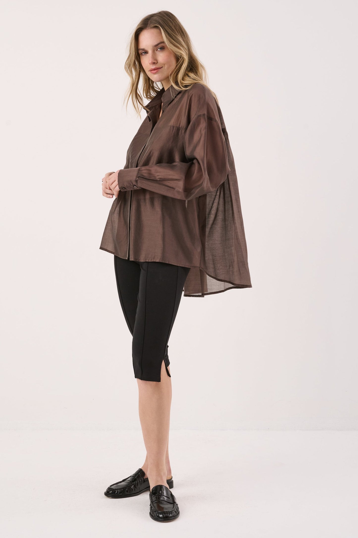Sass Clothing Val Oversized Shirt (Chocolate)