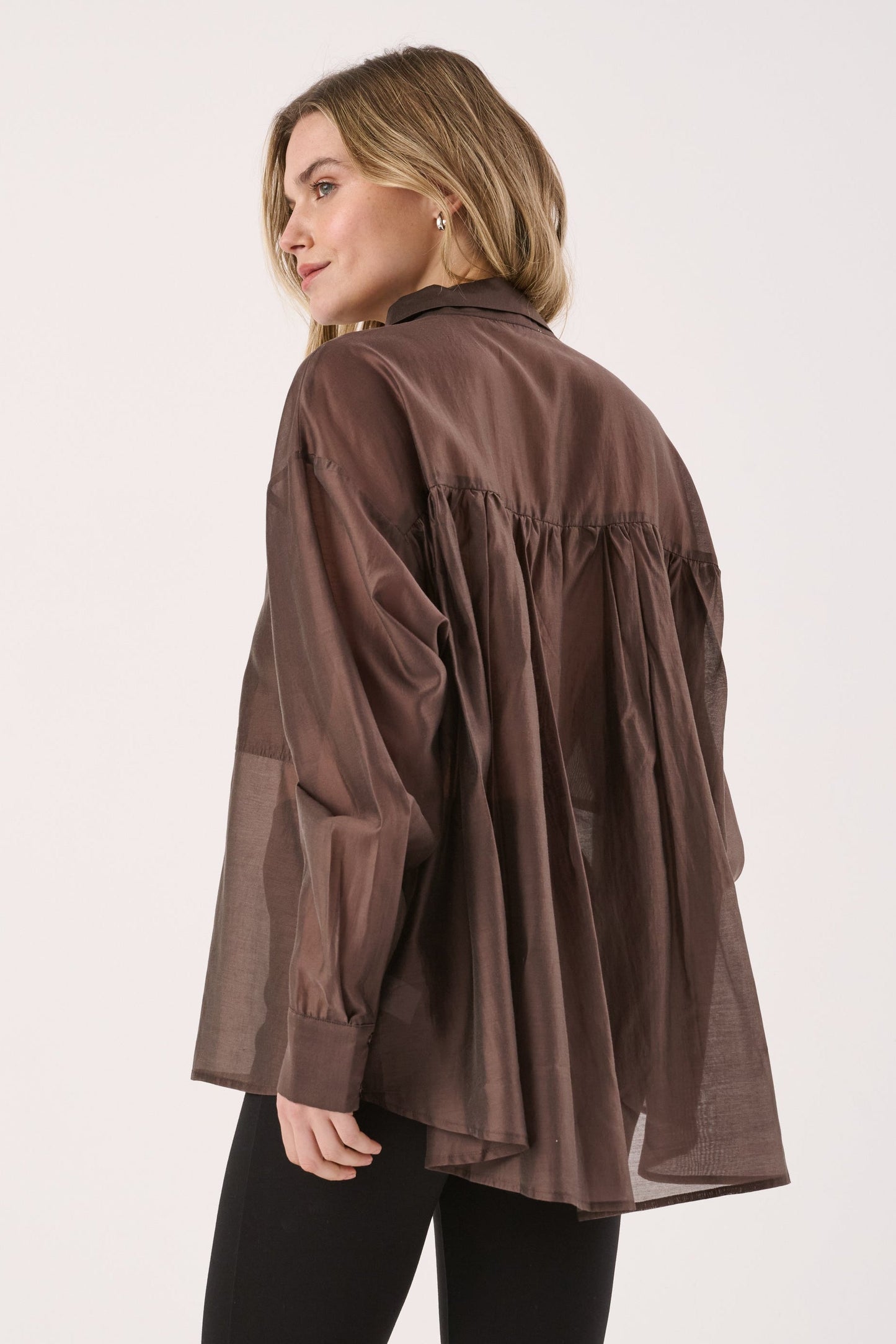Sass Clothing Val Oversized Shirt (Chocolate)
