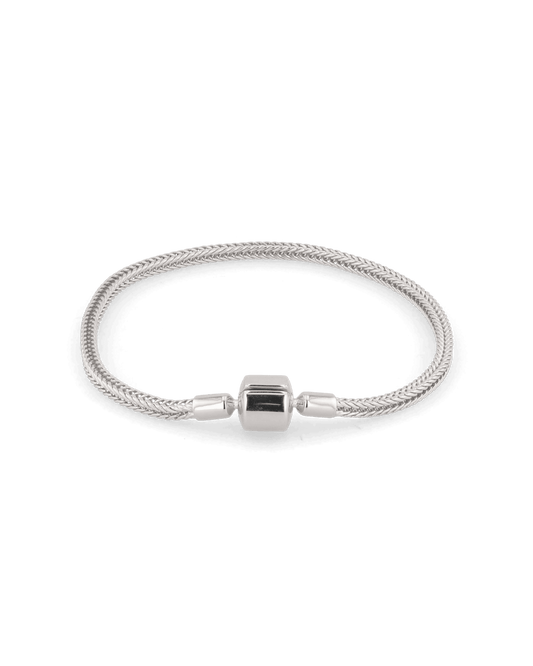 Image of Bracelets. Product name - La Mode Silver Spiga Chain Bracelet in colour by brand - LAVANA