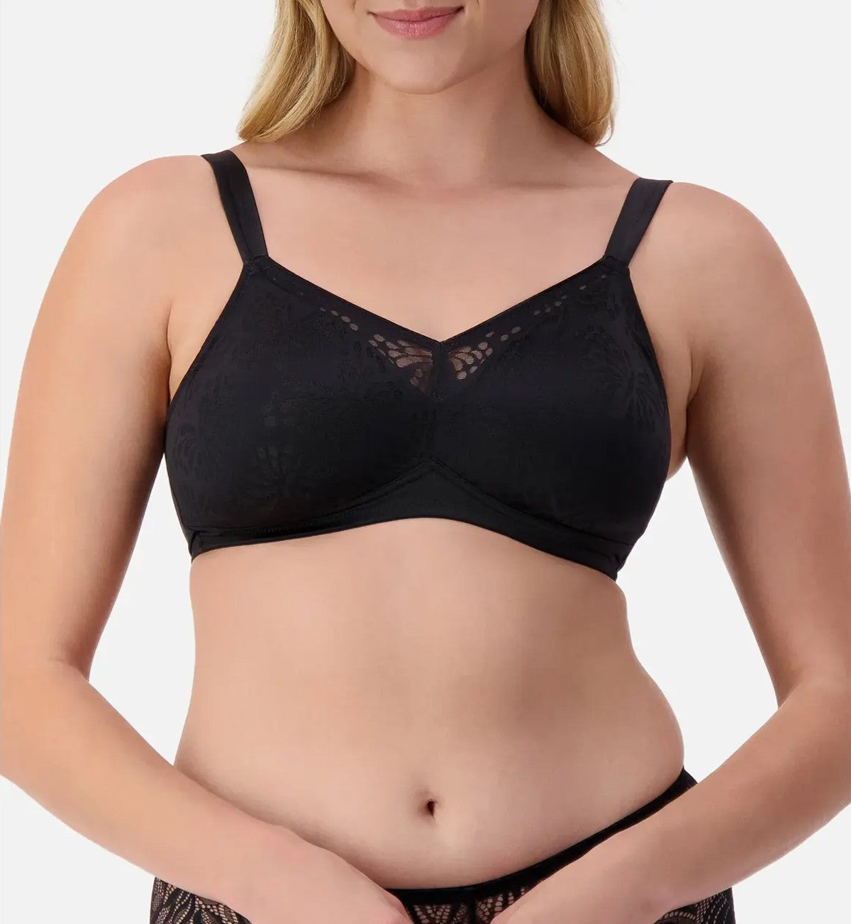 Image of Bras. Productname: Triumph Lacy Wirefree Minimiser in Black colour by brand - Triumph