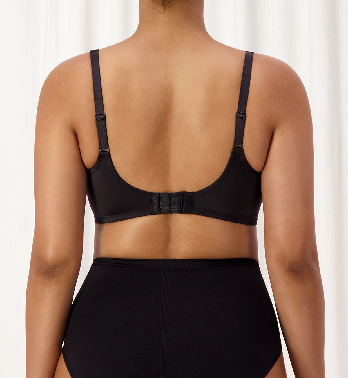 Triumph Lacy Wirefree Minimiser (Black)