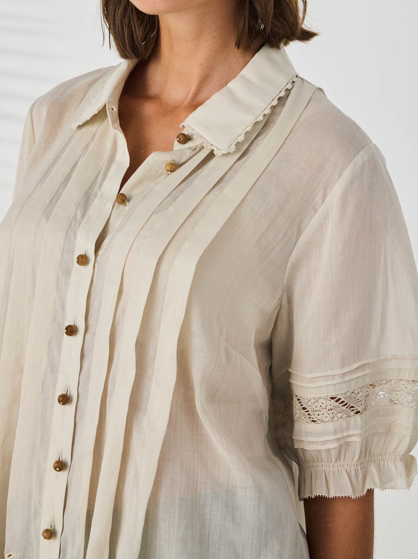 Lania The Label Kristal Shirt (Latte)