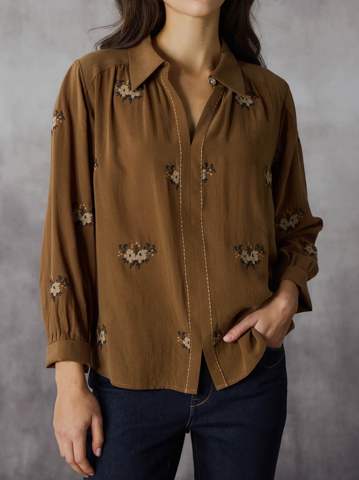 Image of Shirts. Productname: Lania The Label Tapestry Shirt in Spice colour by brand - Lania The Label