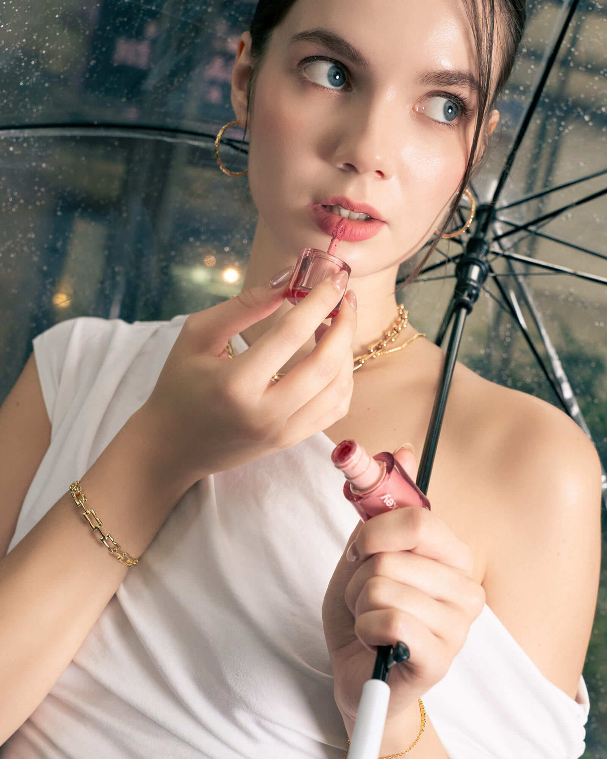 Lavana Signature Gold Bangle