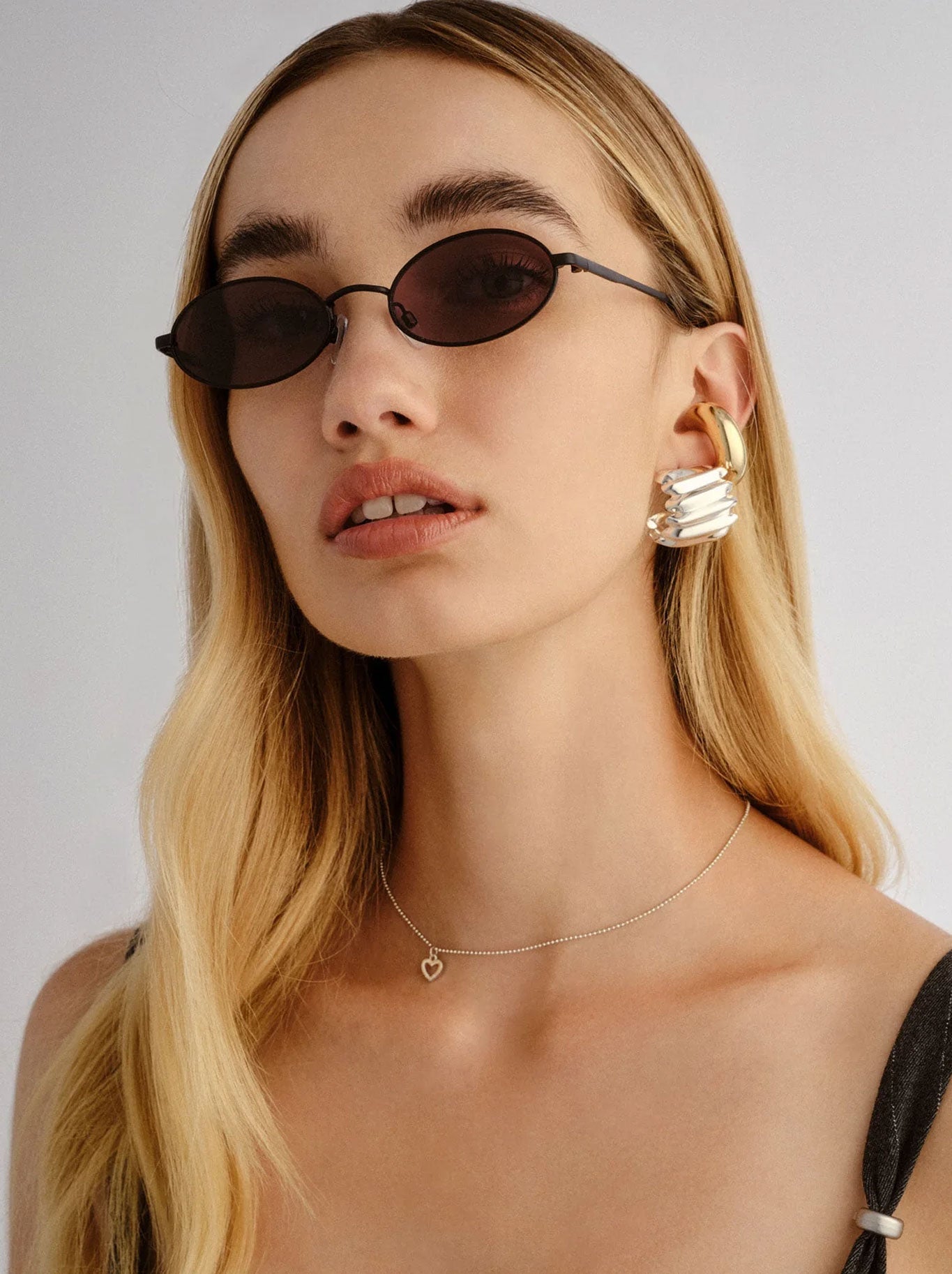 LE SPECS LOVE TRAIN SUNGLASSES (Matte Black)