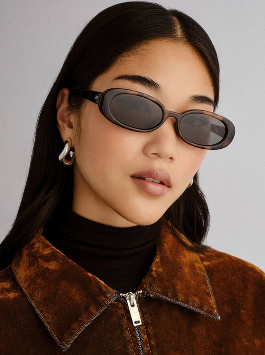 LE SPECS OUTTA LOVE SUNGLASSES (Tortoise)