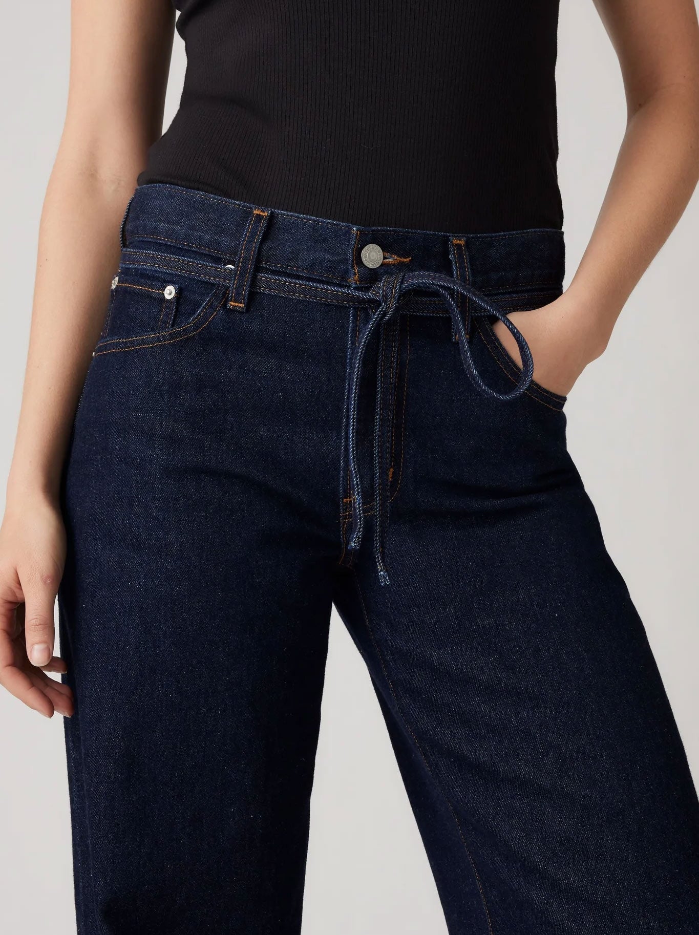 LEVI'S XL STRAIGHT JEAN (Nice Dreams)