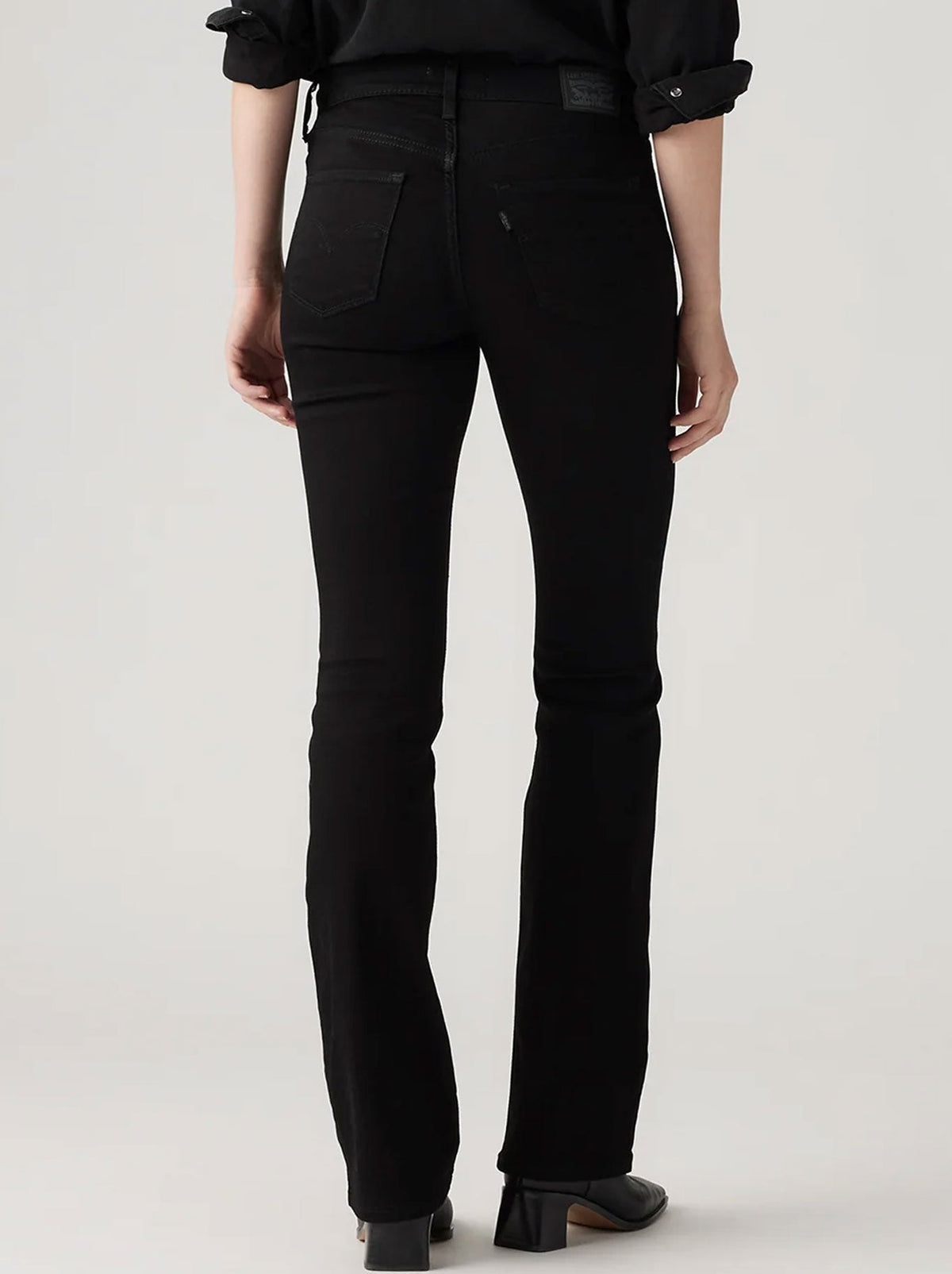 LEVI'S 315 SHAPING BOOTCUT JEAN (Soft Black)