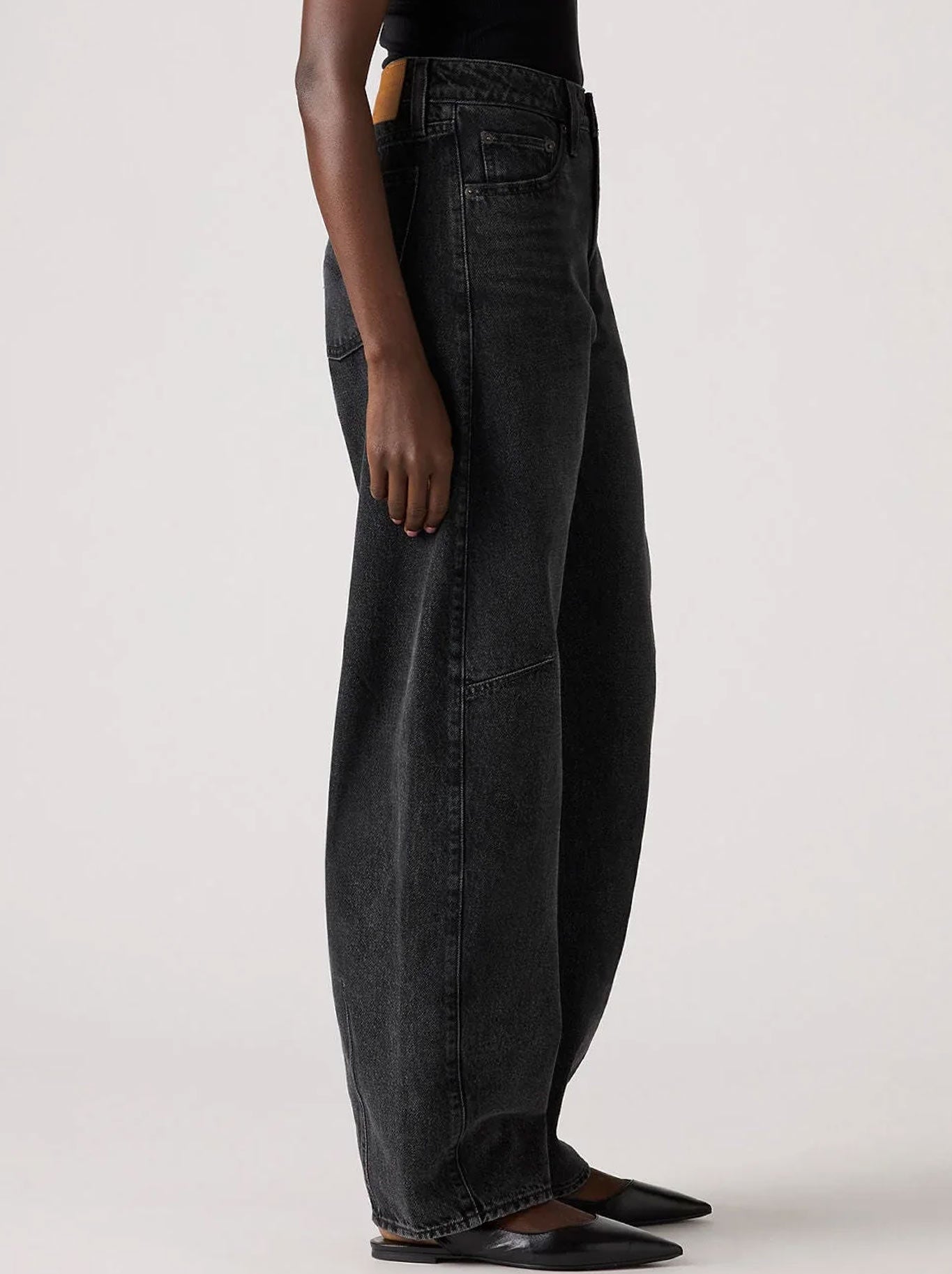 LEVI'S BAGGY DAD BARREL JEAN (Rebel Edge)