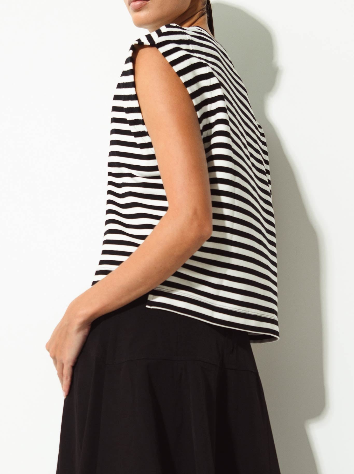 LOUNGE THE LABEL COMPORTA TOP (Black White)
