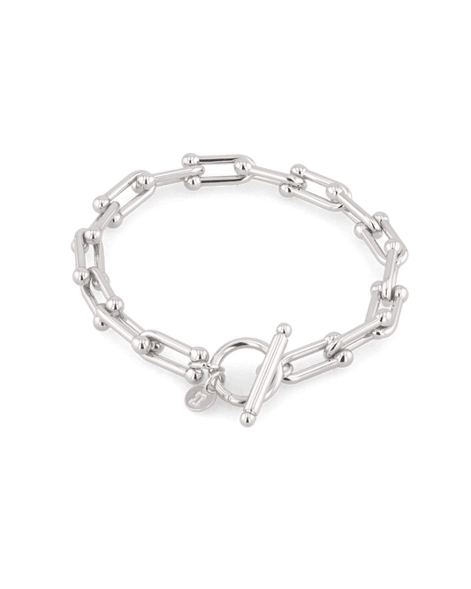 Image of Bracelets. Product name - Luxe Link Silver Bracelet in colour by brand - LAVANA