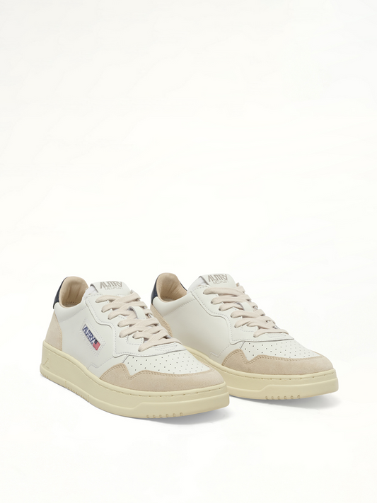 AUTRY Medalist Low Sneakers (White)