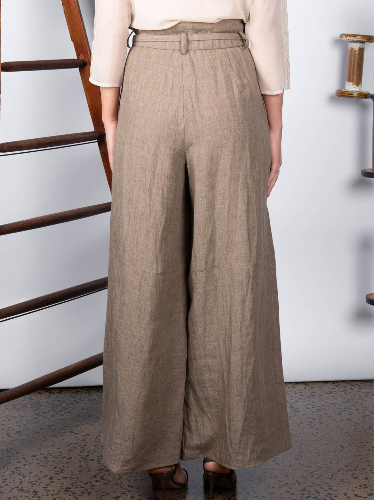 M.A Dainty Downtown Pant (Rock)