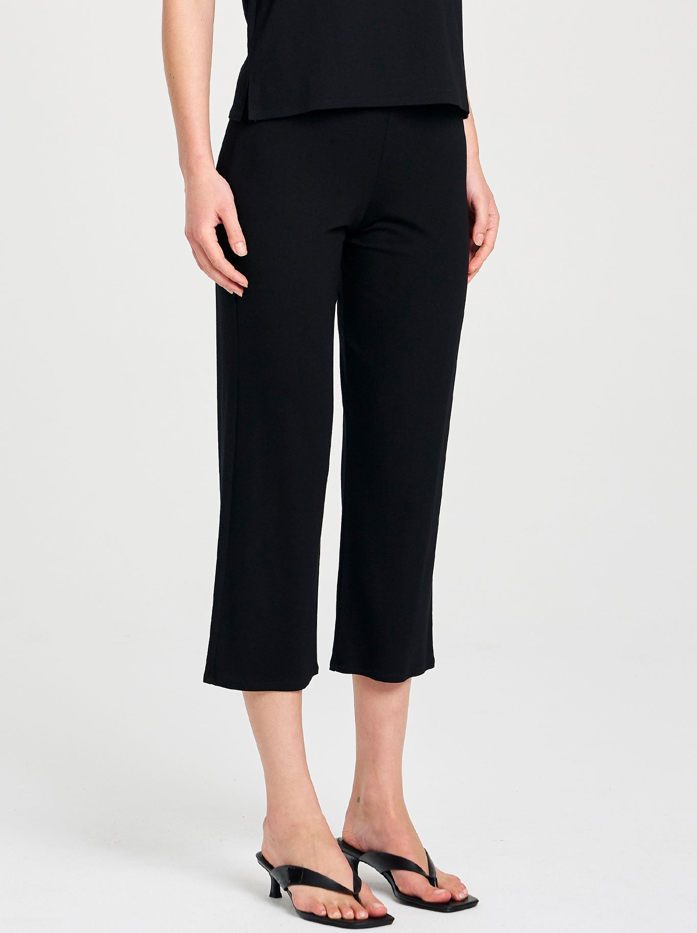MELA PURDIE 3/4 PANT (Black)