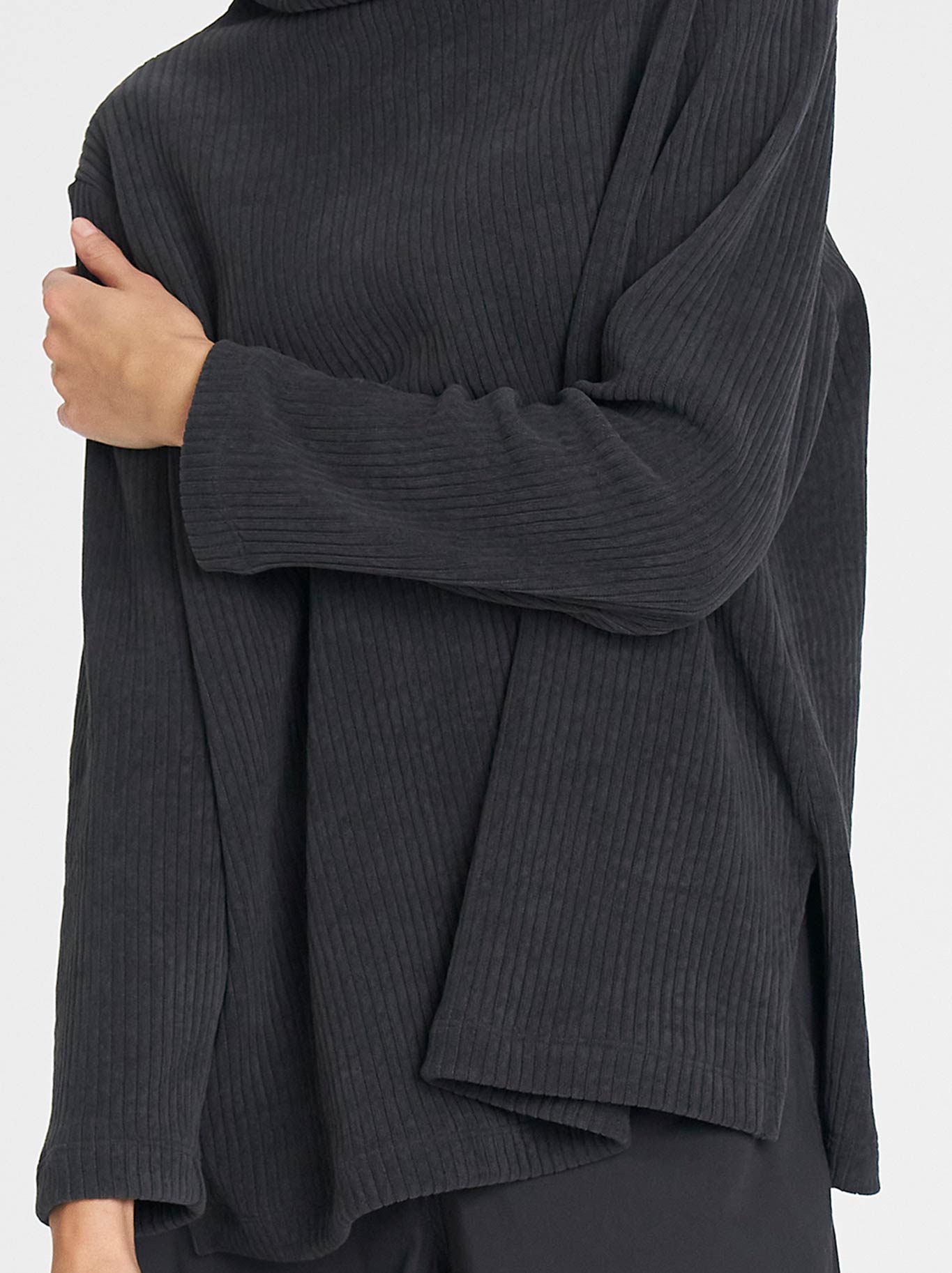 MELA PURDIE FUNNEL SWEATER (Phantom)