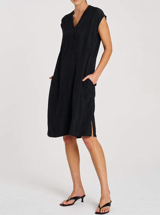 MELA PURDIE SLICE DRESS (Black)