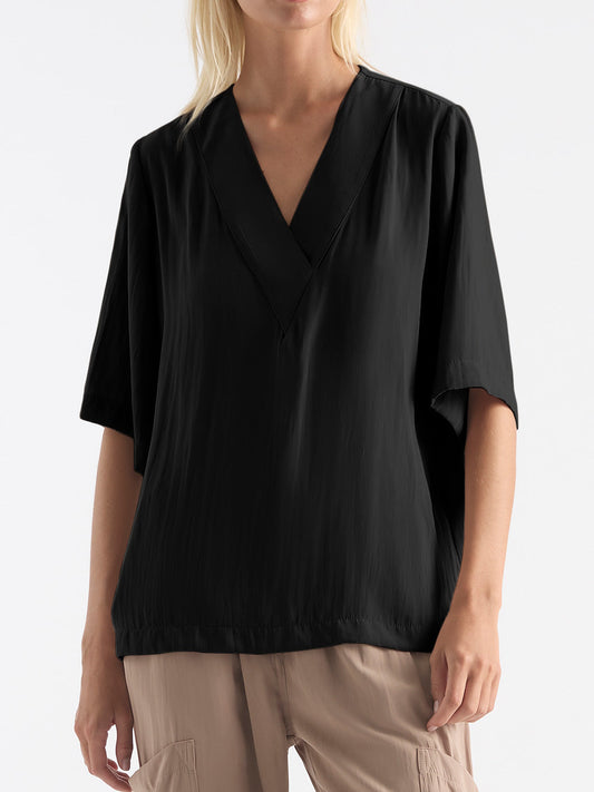 Image of a model wearing Tops. Productname: Mela Purdie Venice Plaza in White colour by brand - Mela Purdie