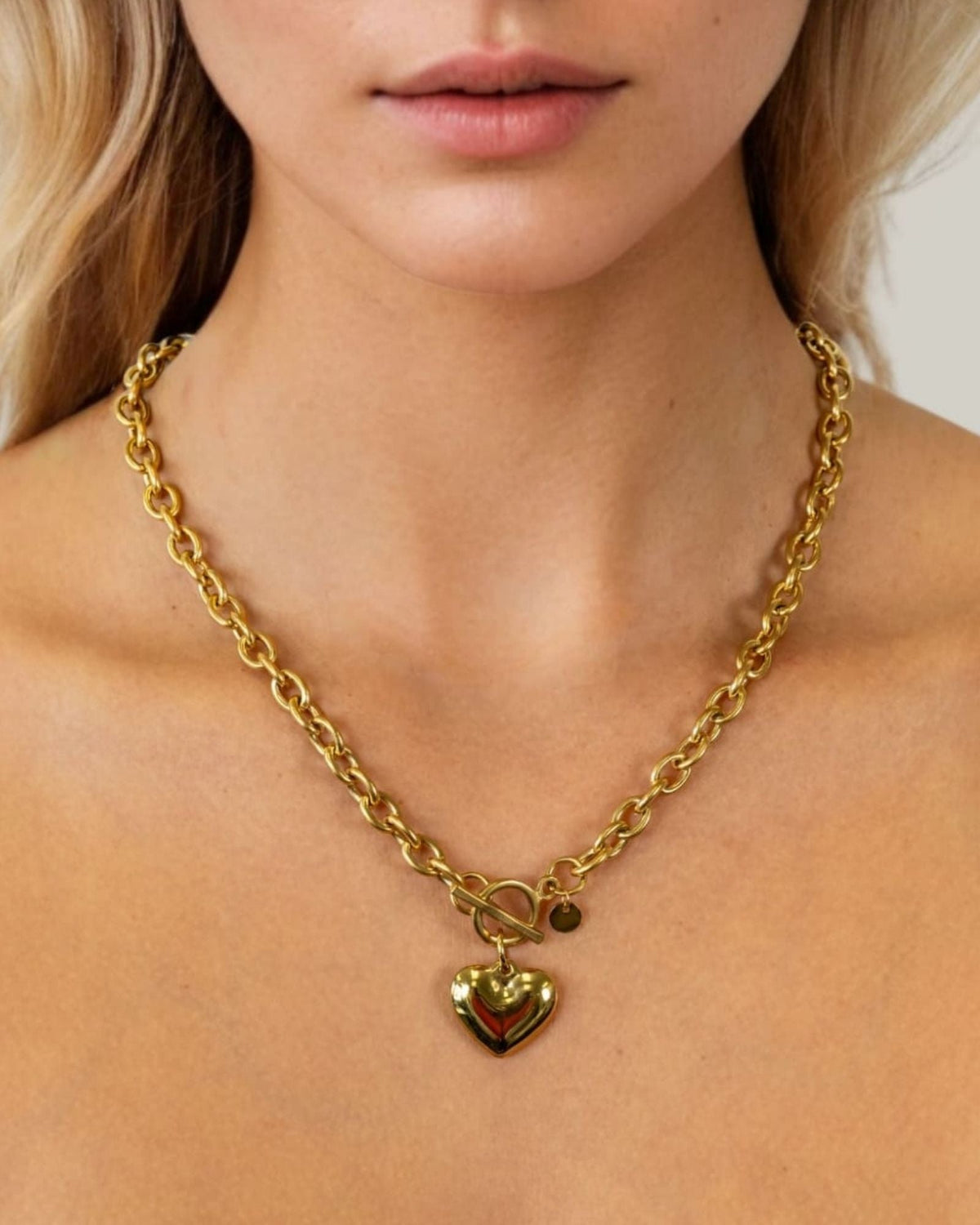 LAVANA Mod Heart Gold Chain Necklace