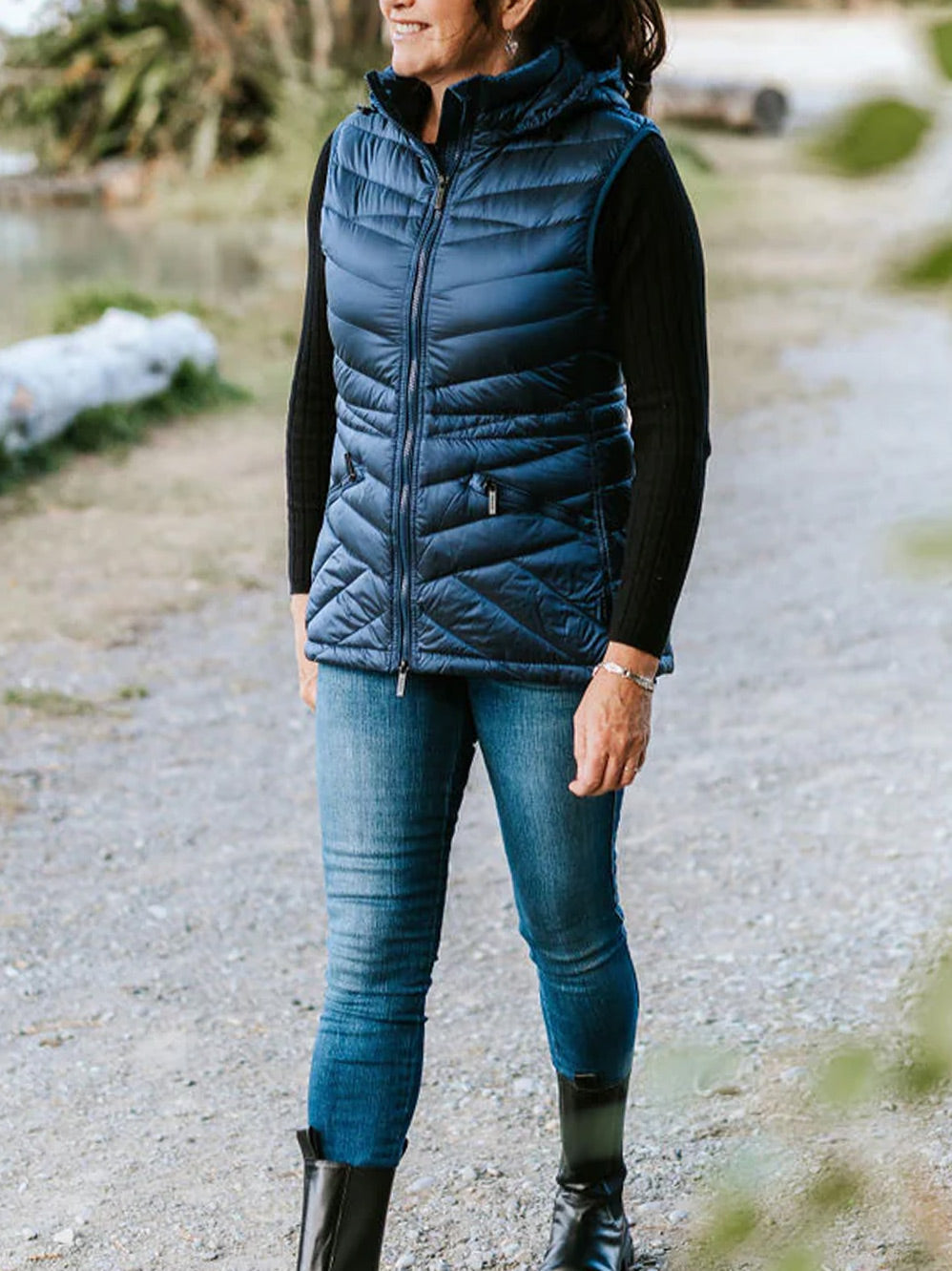 Moke Mary Claire Vest (Moonlight)