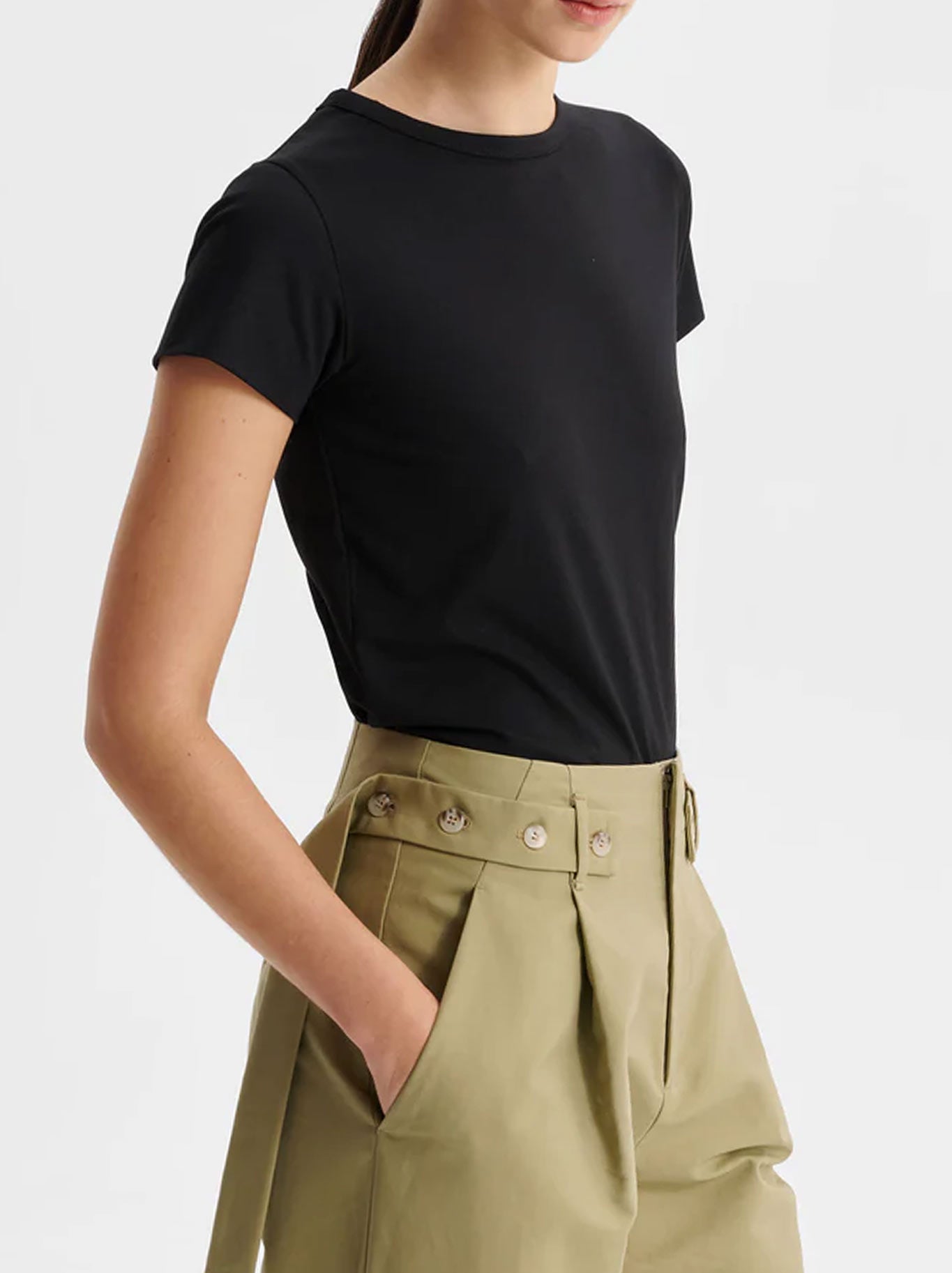 MORRISON MILO TEE (Black)
