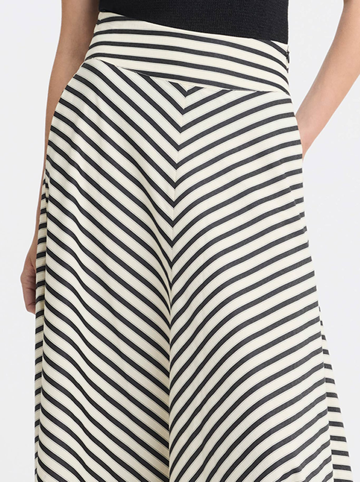 MORRISON MARINA SKIRT (Stripe)