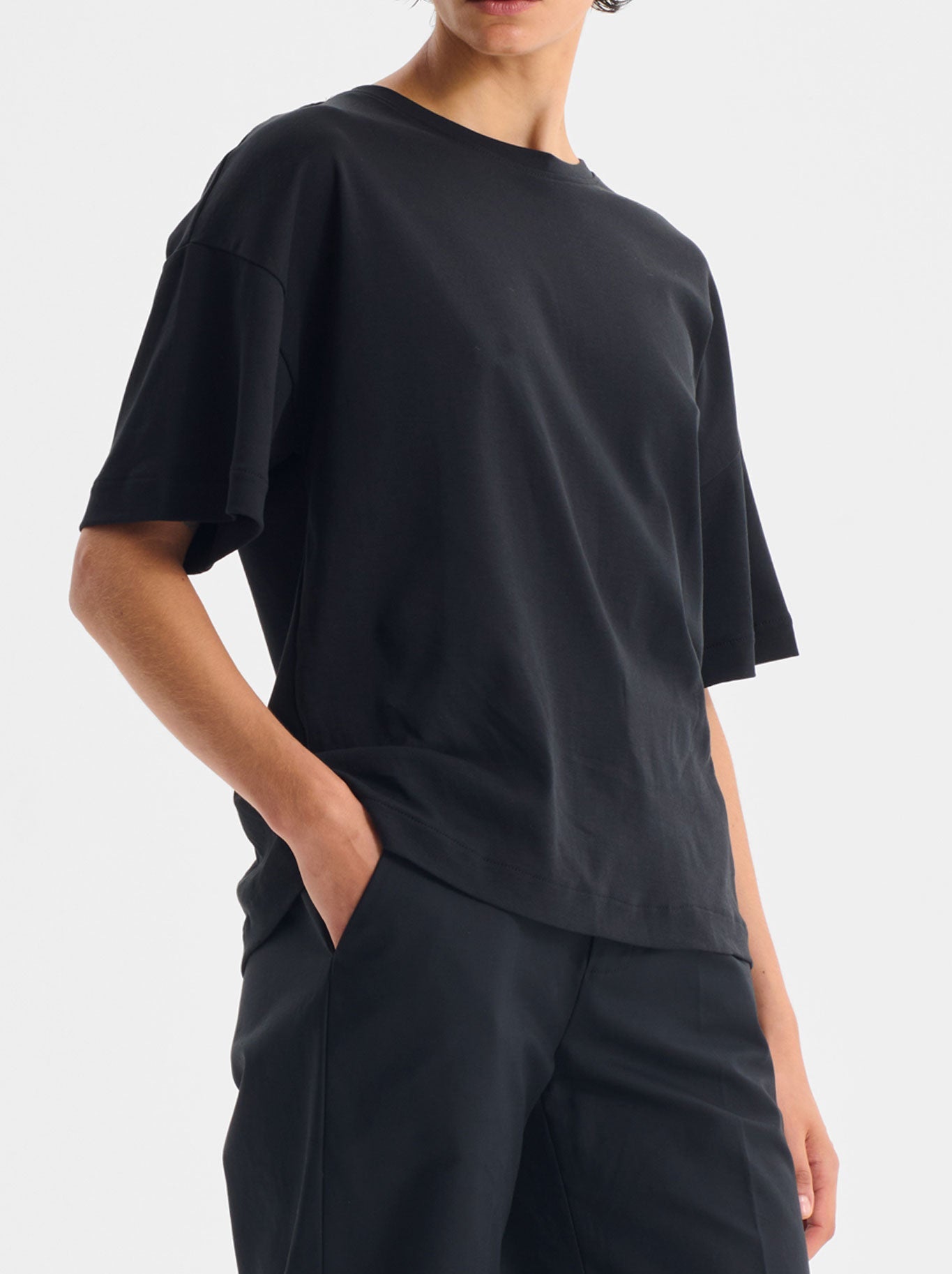 MORRISON RORY TEE (Black)