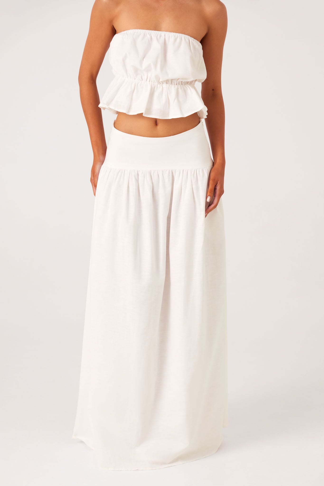SNDYS NESA MAXI SKIRT (White)