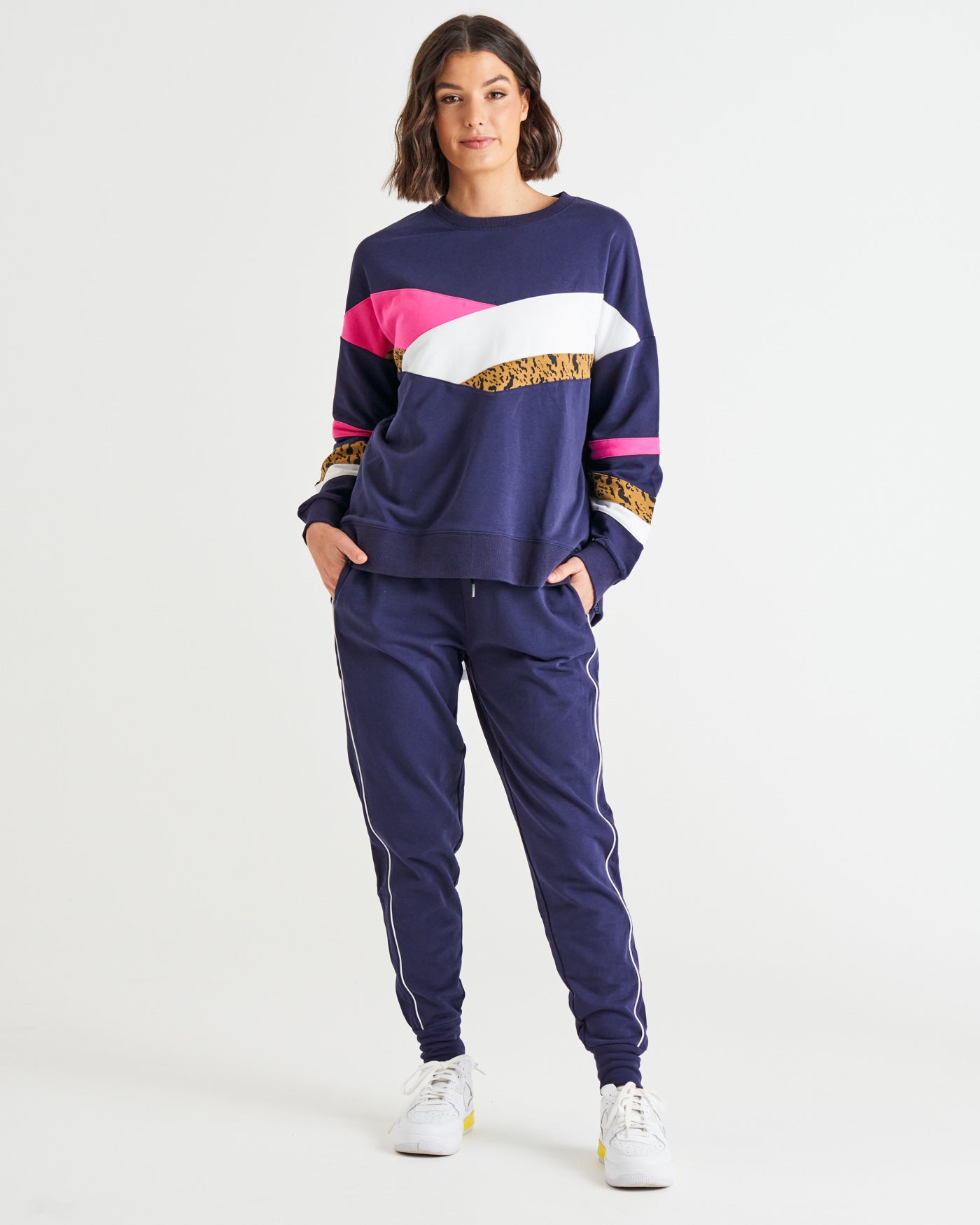 Betty Basics Addie Comfy Cotton Sporty Sweat Blue Chevron Splice (Blue Splice)