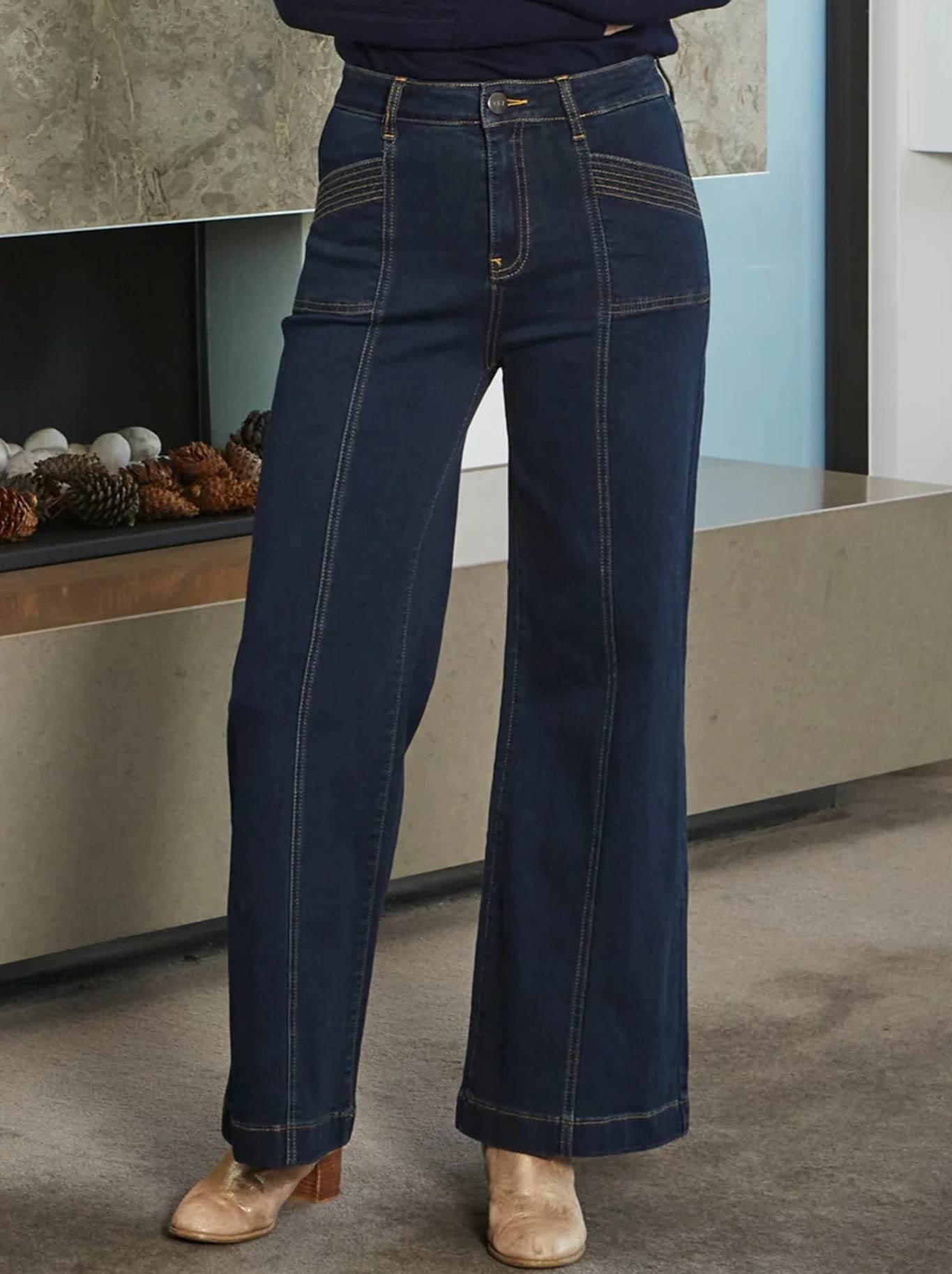 Image of Jeans. Productname: New London Halifax Bootleg Jean in Dark Wash colour by brand - New London