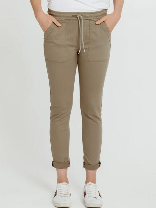Image of Jeans. Productname: New London Hope Jogger in Khaki colour by brand - New London
