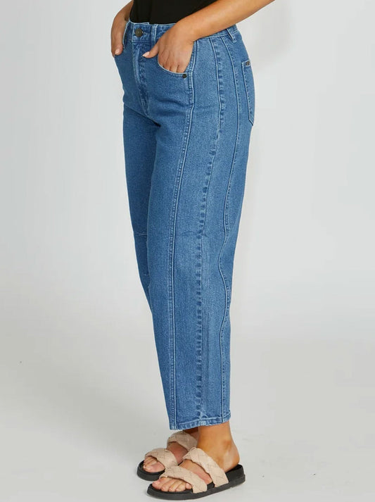NEW LONDON TRURO BARREL LEG JEAN (Denim)