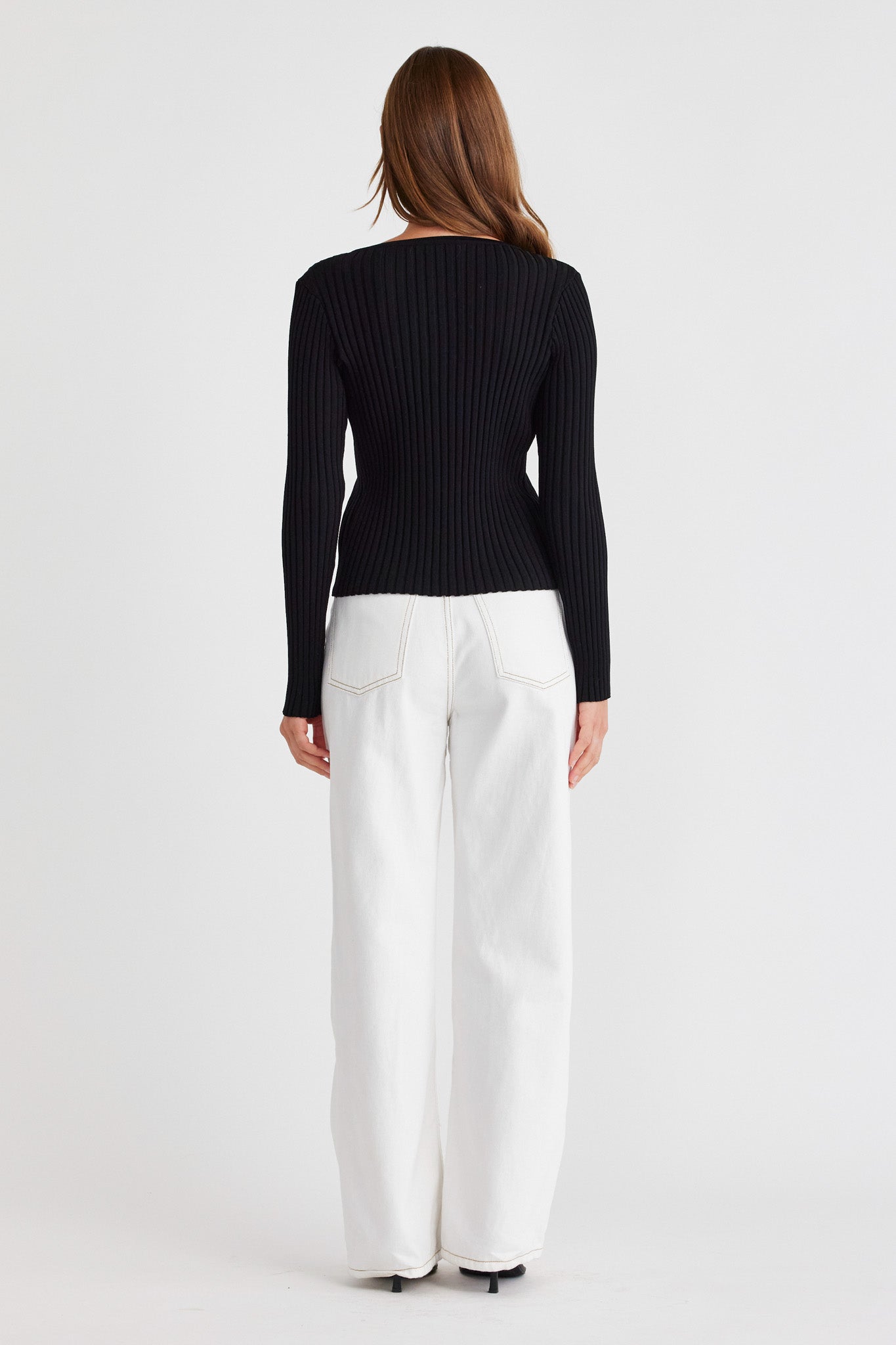 SNDYS ODETTA TOP (Black)