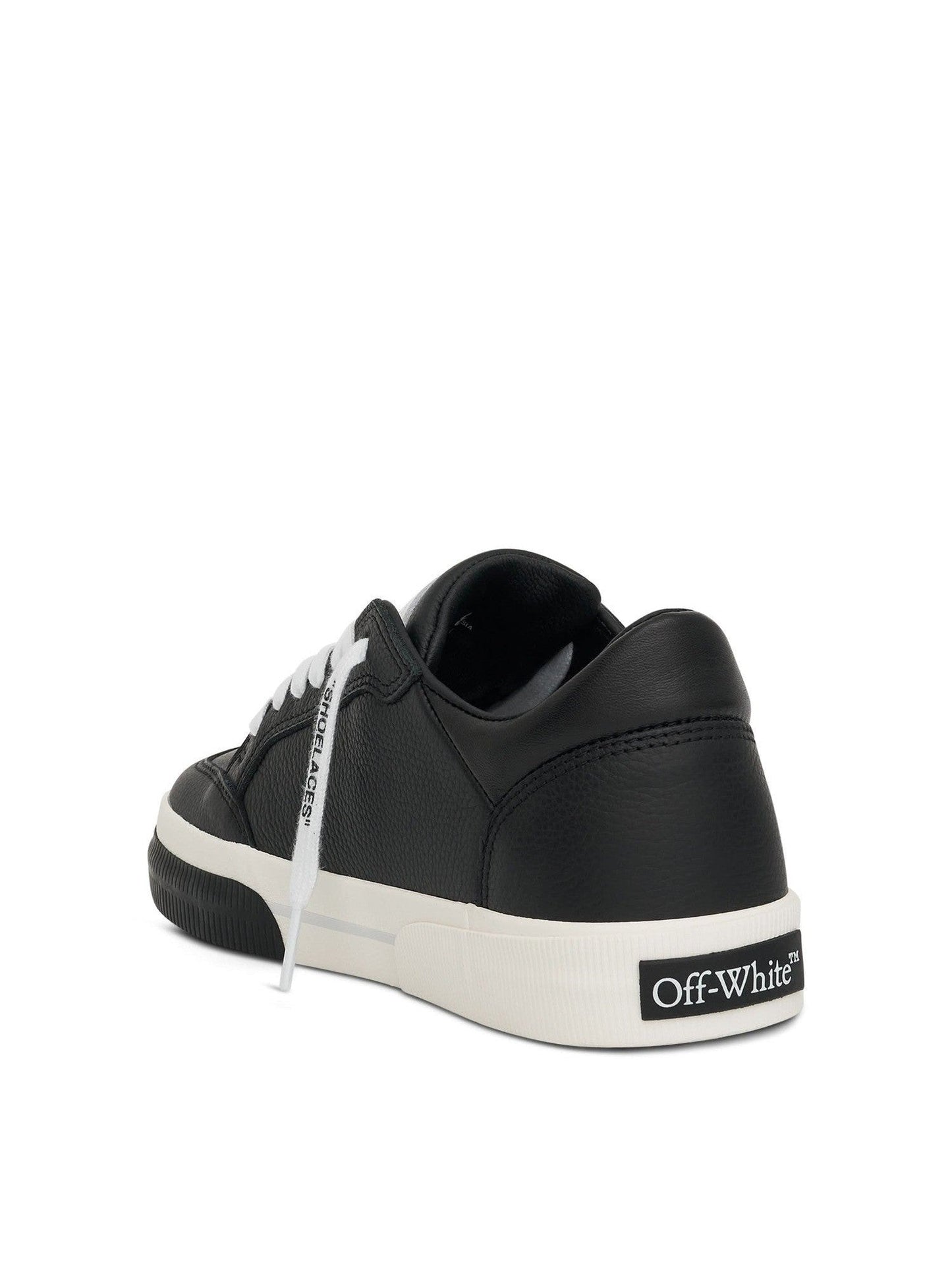 OFF-WHITE New Low Vulcanized Calf Leather Sneaker (Black)