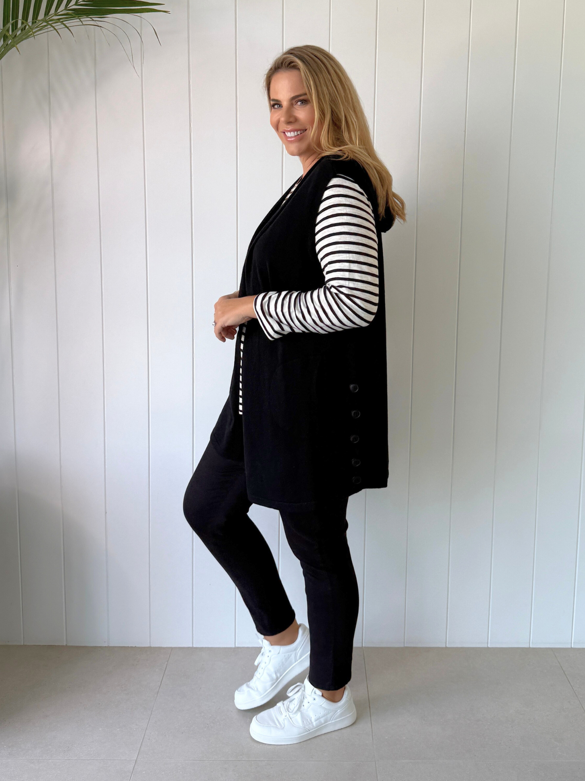 Threadz Ollie Vest (Black)