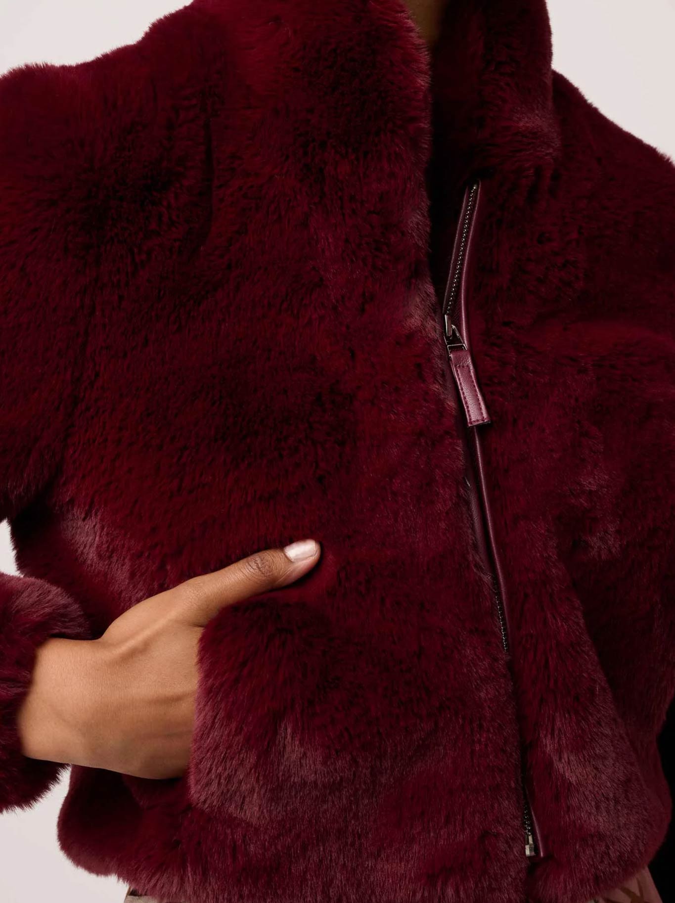 ONCE WAS DAWN FAUX FUR JACKET (Bordeaux)