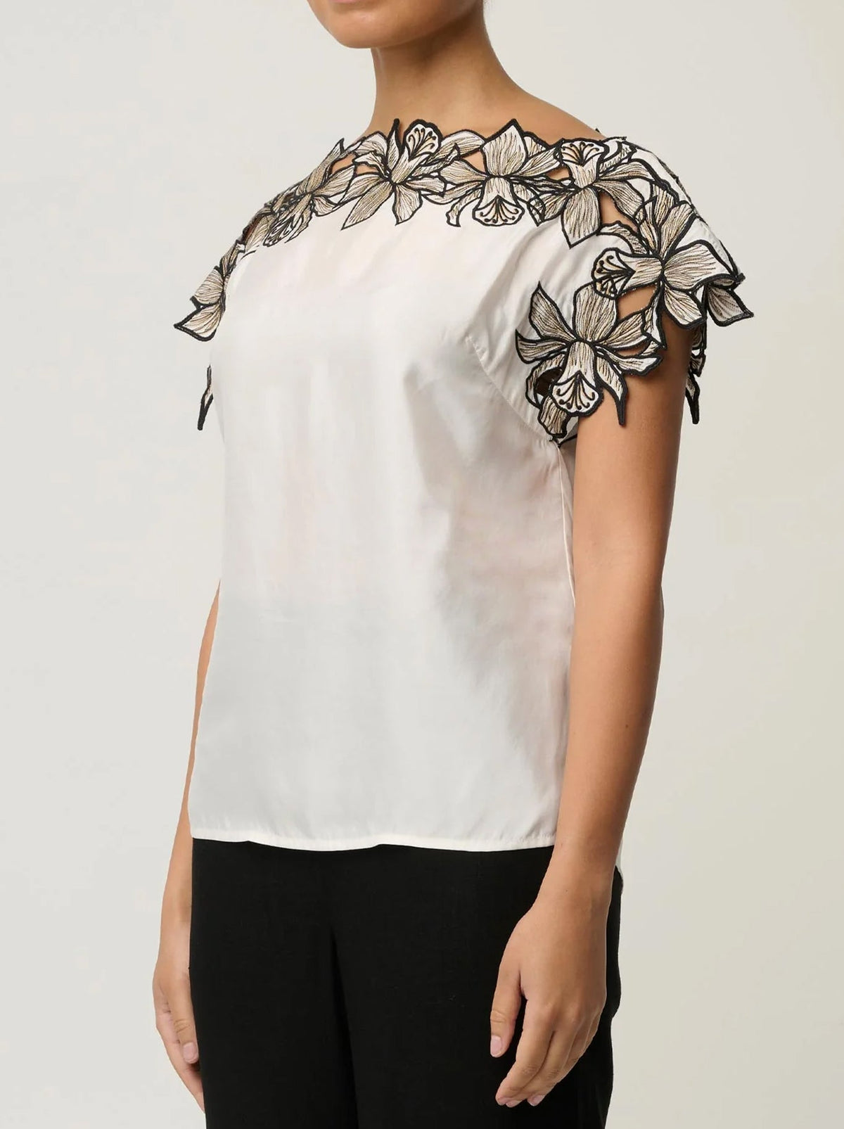 ONCE WAS ELEANOR TOP (Ivory)