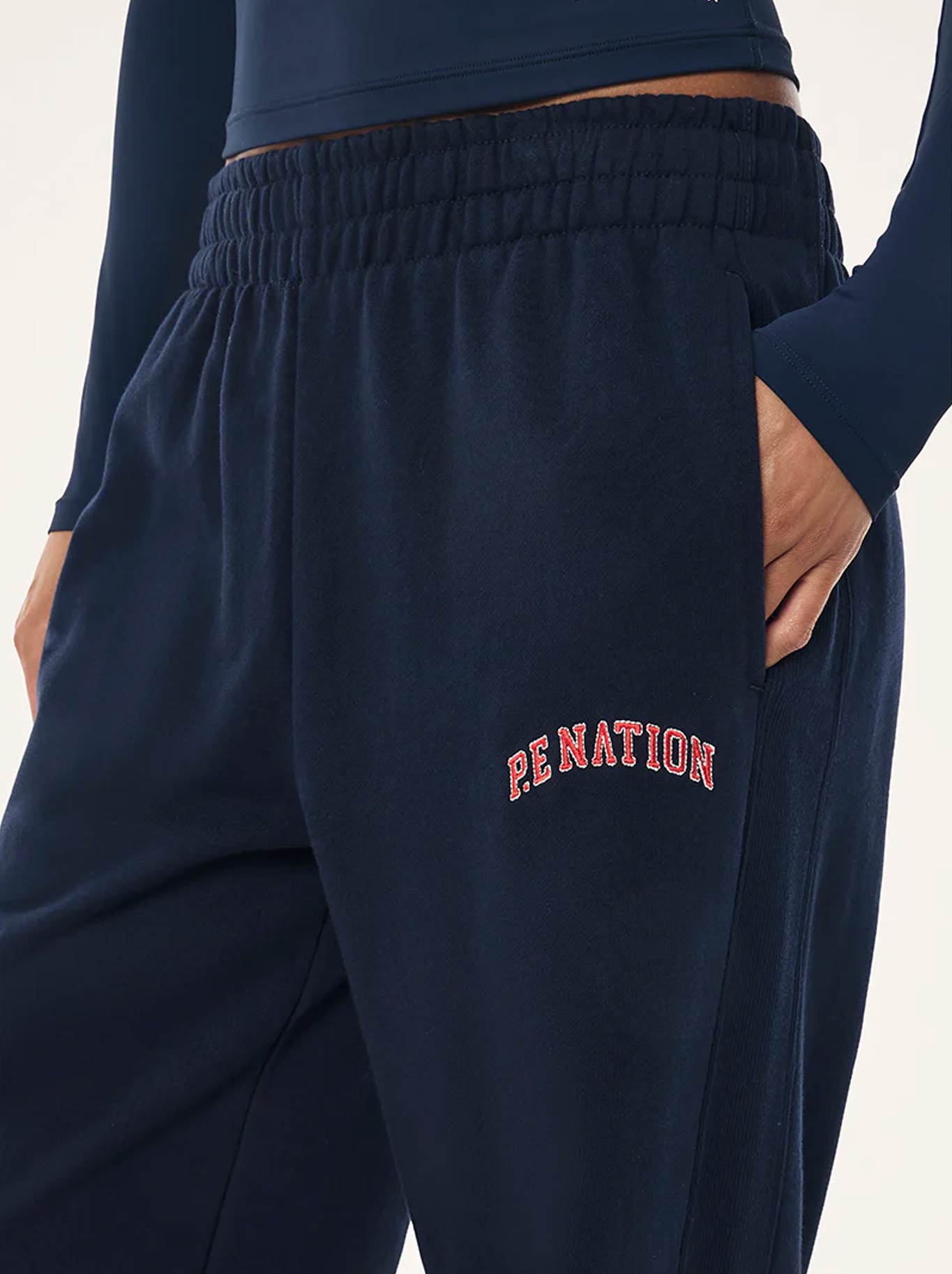 P.E NATION LEGACY TRACKPANTS (Dark Navy)