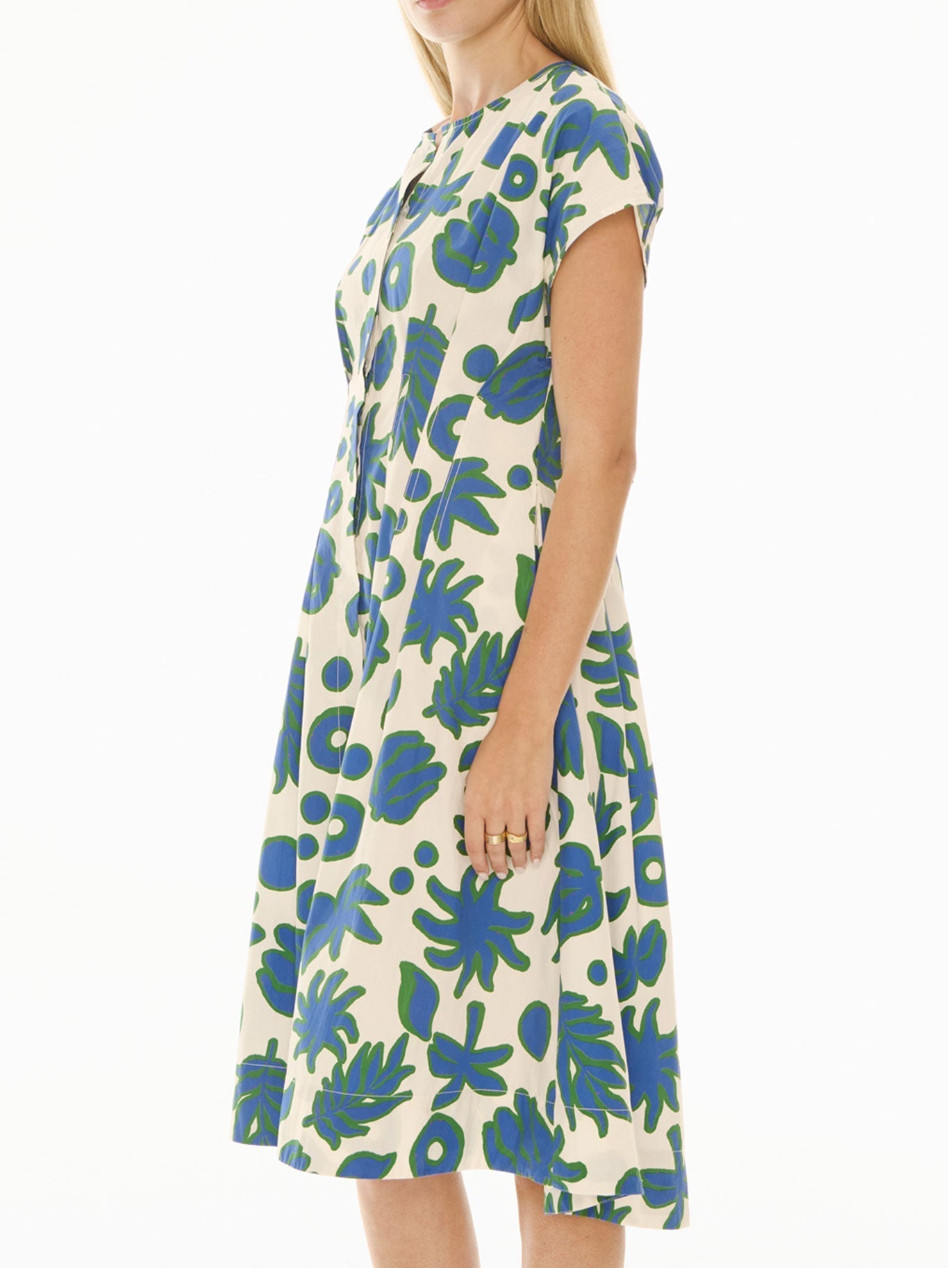 POL JAINE TUCKED DRESS (Donut)
