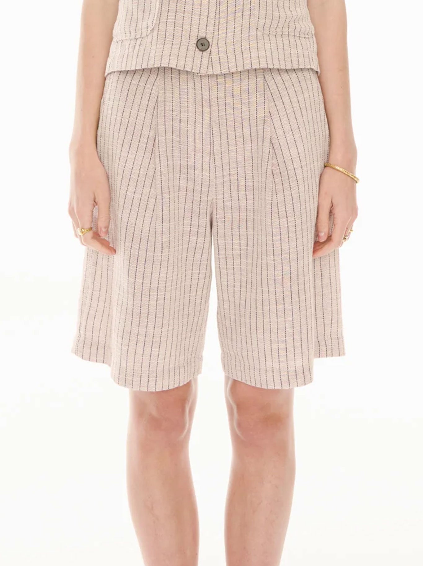 Image of a model wearing Shorts. Productname: POL MAYA TAILORED SHORT in Red Blue colour by brand - Pol