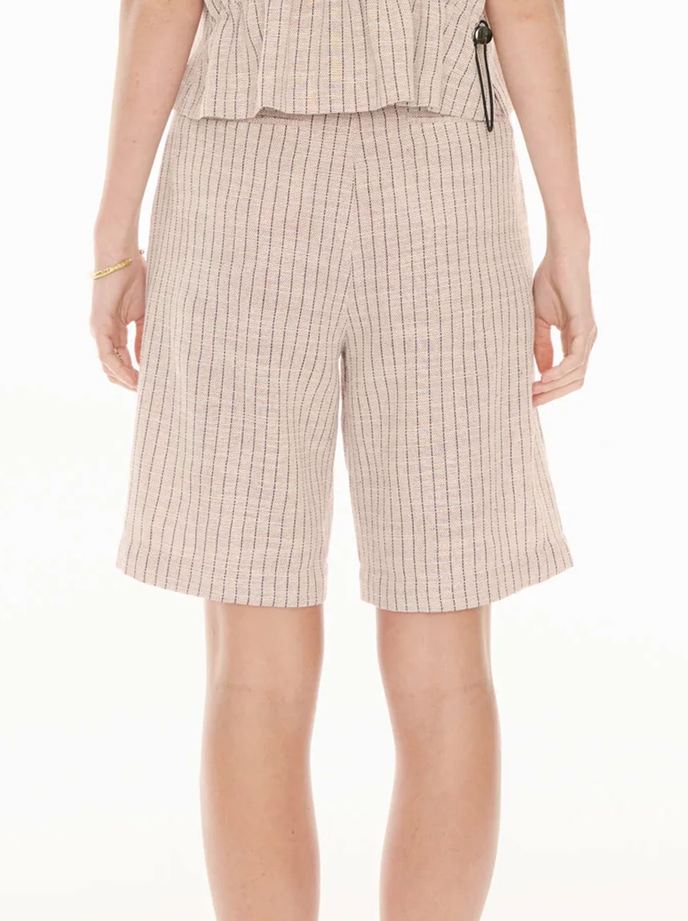 POL MAYA TAILORED SHORT (Red Blue)
