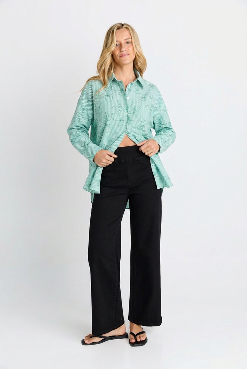 Betty Basics Straight Stretch Jean (Black)