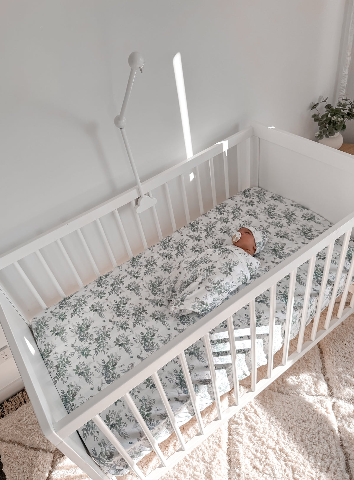 Snuggle Bug Organic Cot Sheet