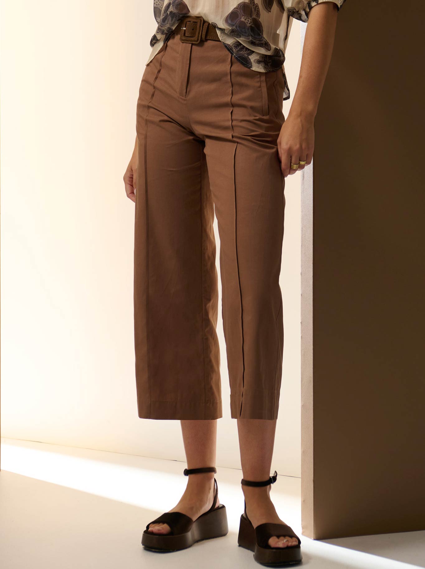 POL ODETTE BELTED PANT (Chocolate)