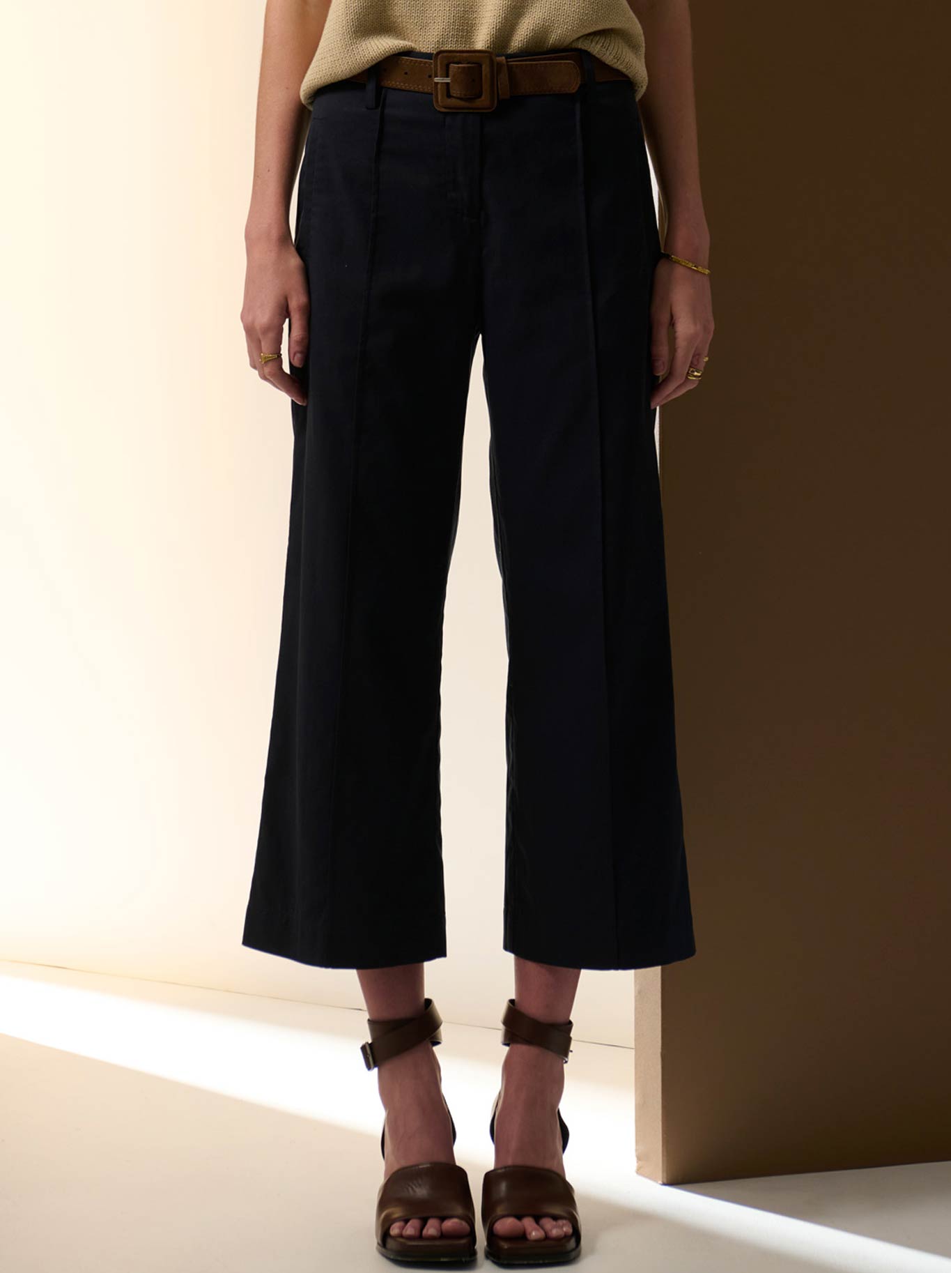 POL ODETTE BELTED PANT (Chocolate)