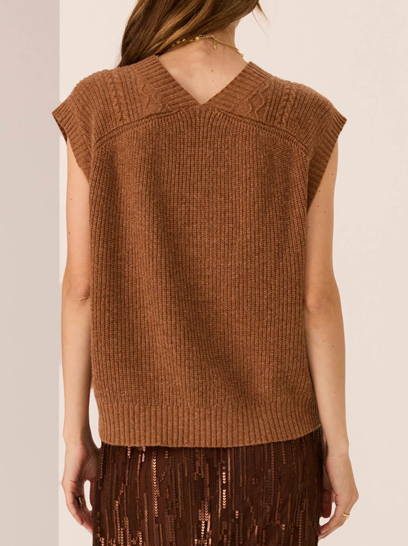 POL LOREN CABLE VEST (Toffee)