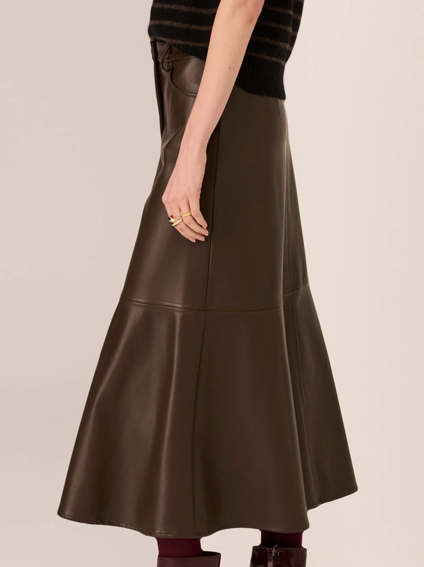 POL HUGO SKIRT (Chocolate)