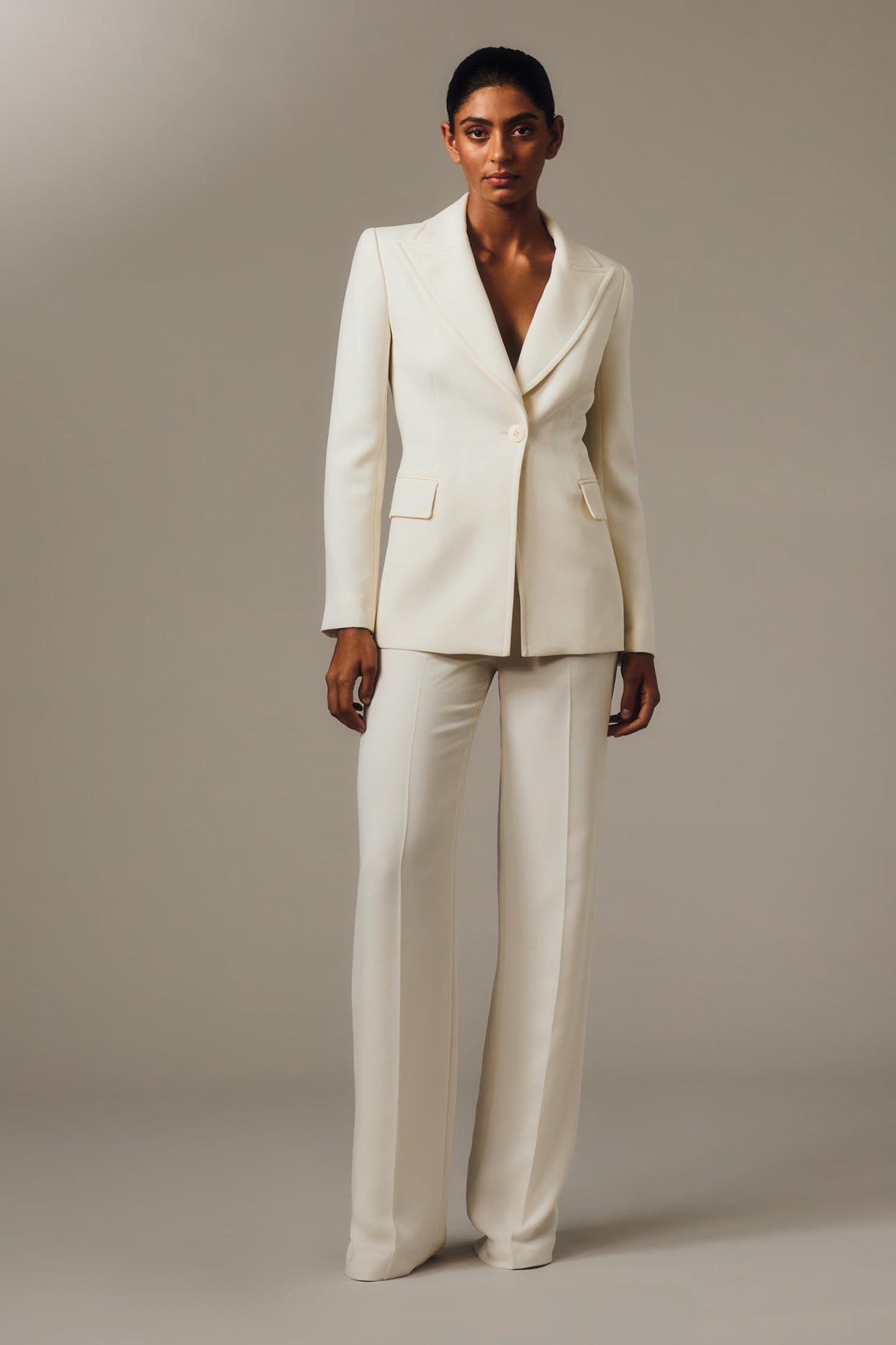 Carla Zampatti Ivory Crepe Long Line Jacket (White)