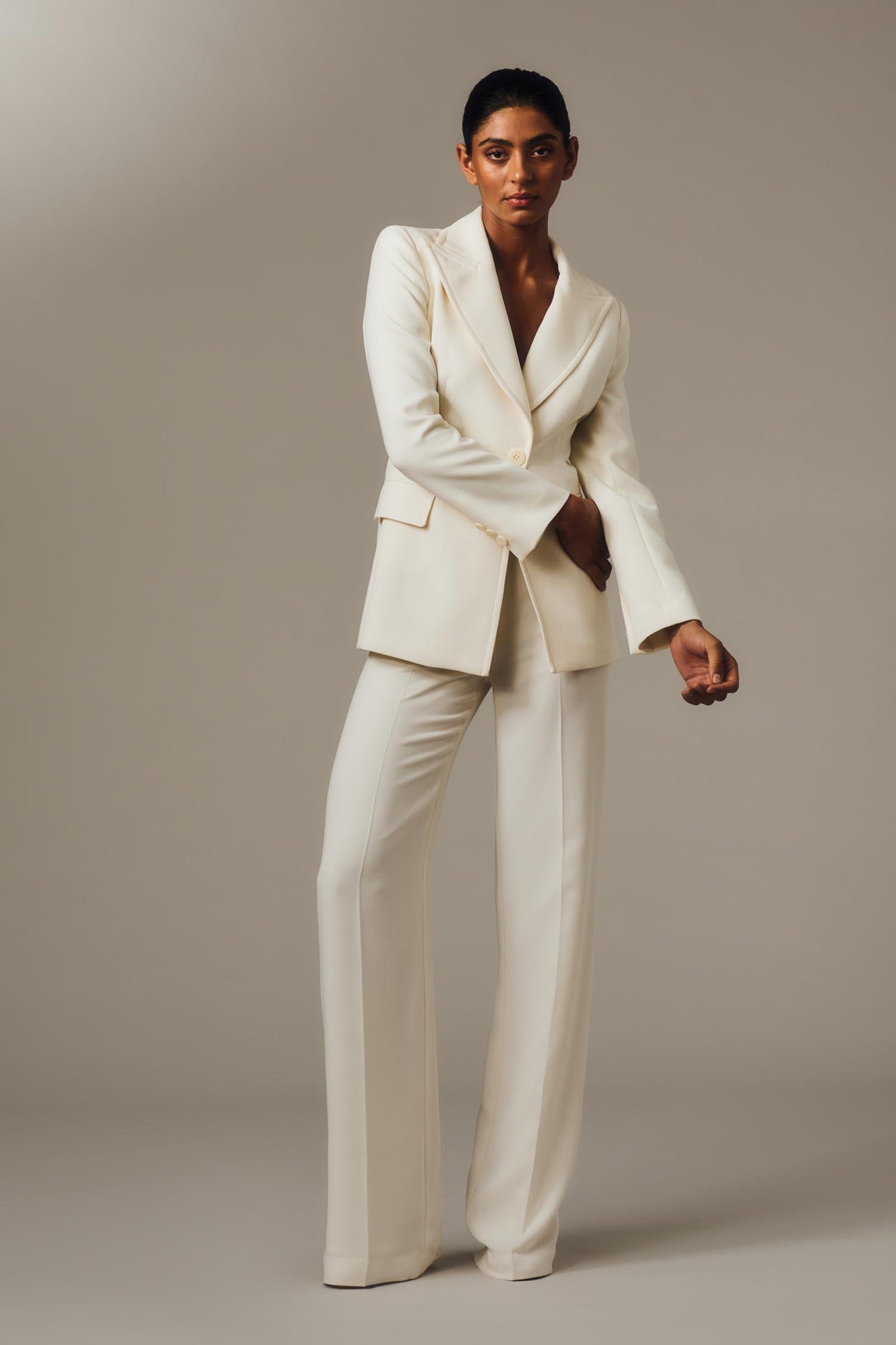Carla Zampatti Ivory Crepe Straight Leg Pant (White)