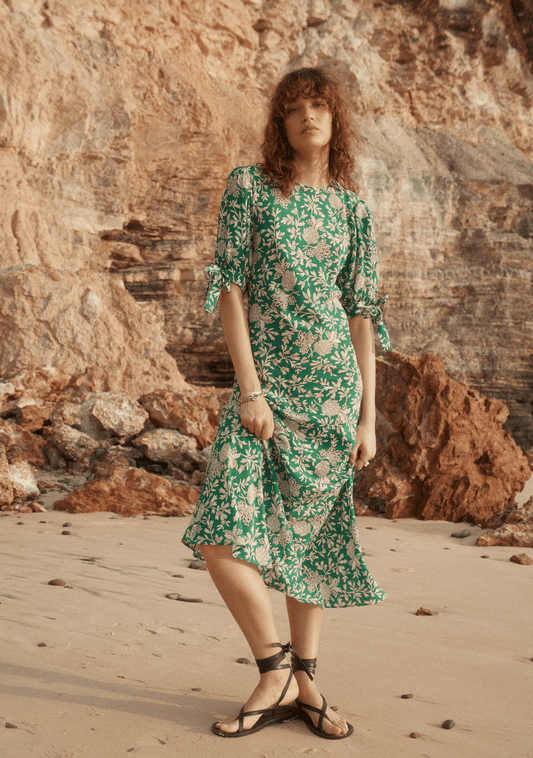 Image of Dresses. Productname: Auguste The Label Raelynn Midi Dress in Green colour by brand - Auguste The Label